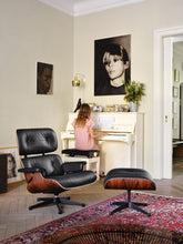 Eames Lounge Chair & Ottoman | 