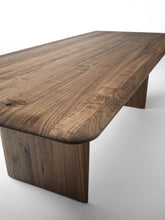 Vela | Table | 