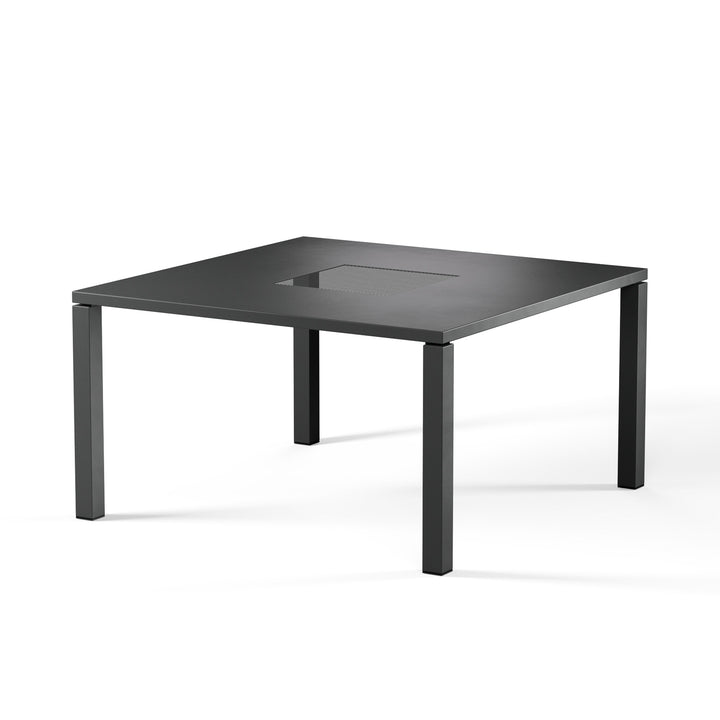 Quadro - Square table for eight